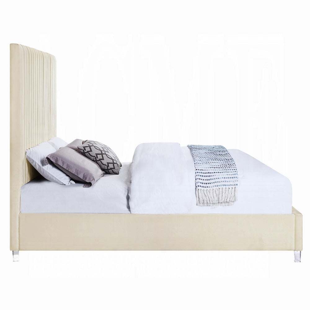 Edzia Queen/ E King Bed
