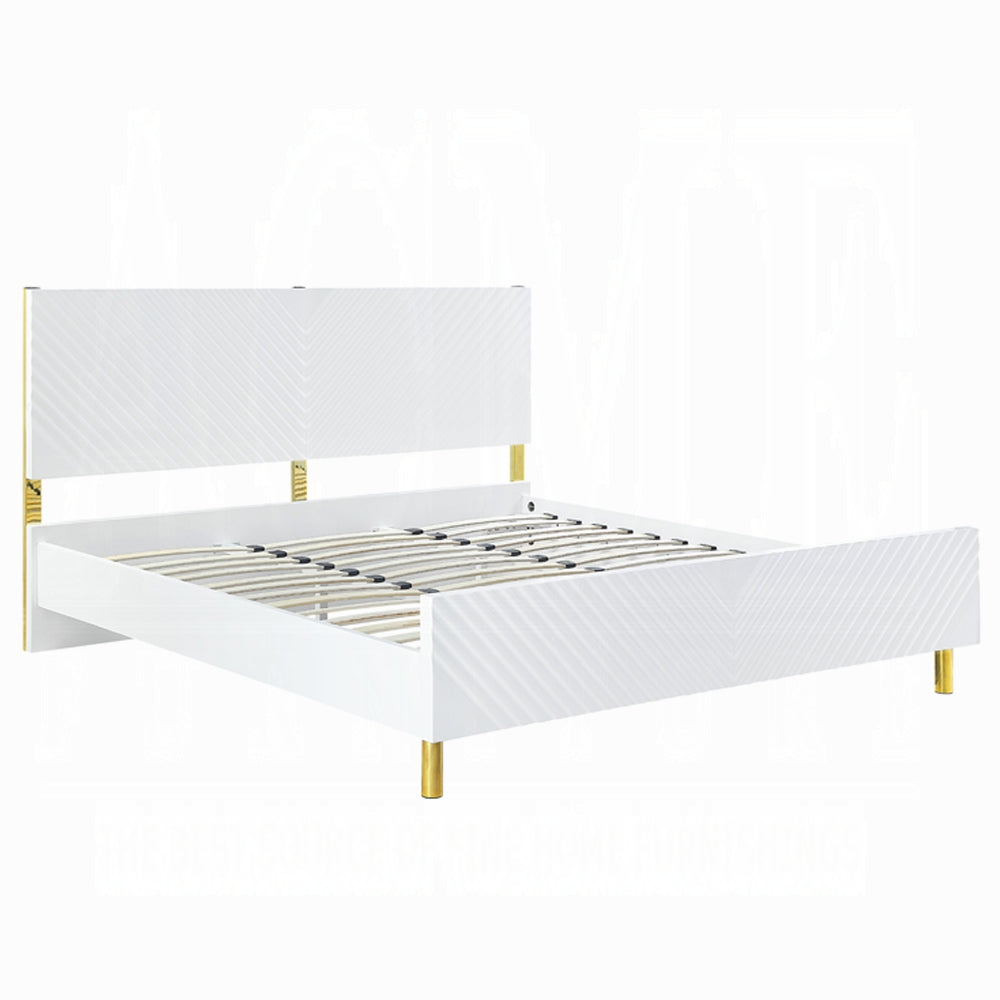 Gaines Queen/ E King Bed