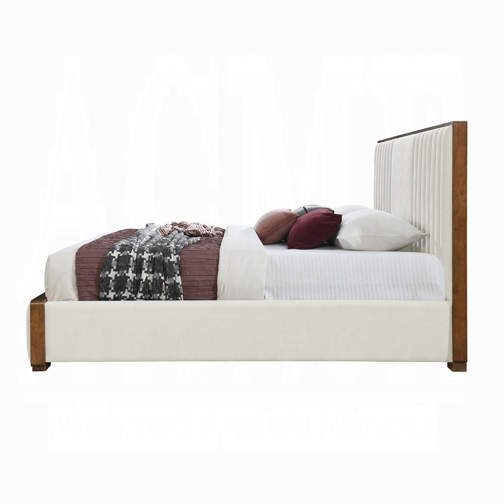 Kaleea Queen/ E King Bed