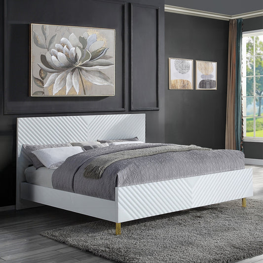 Gaines Queen/ E King Bed
