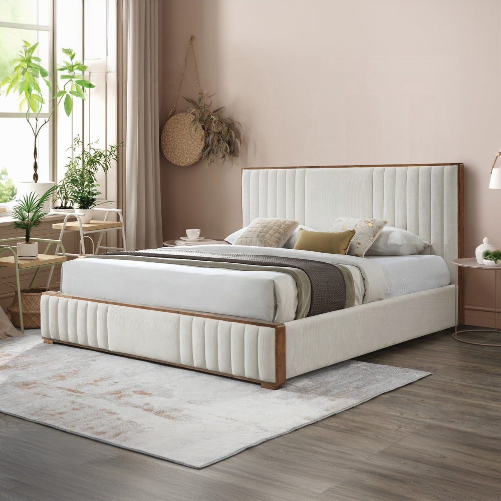 Kaleea Queen/ E King Bed