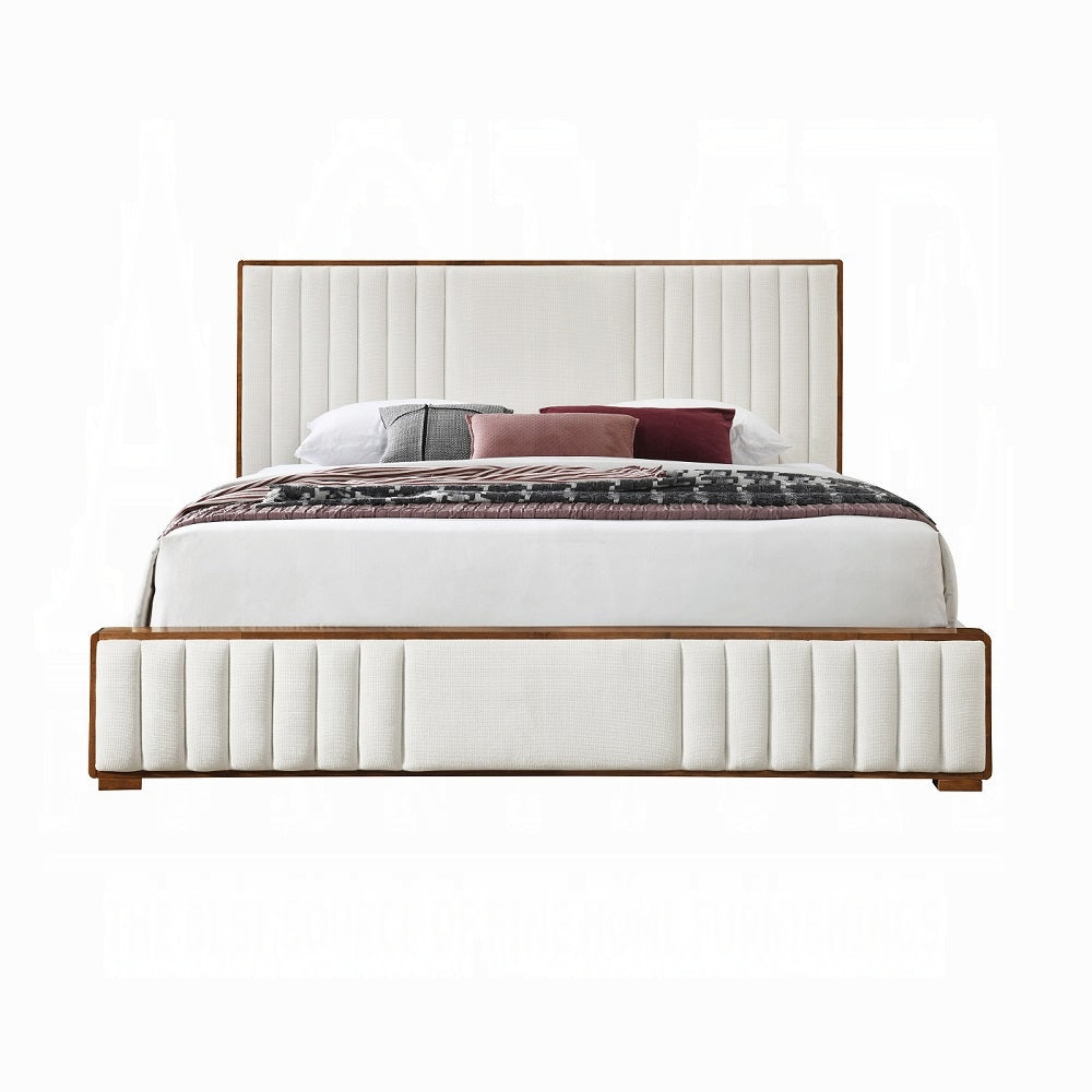 Kaleea Queen/ E King Bed
