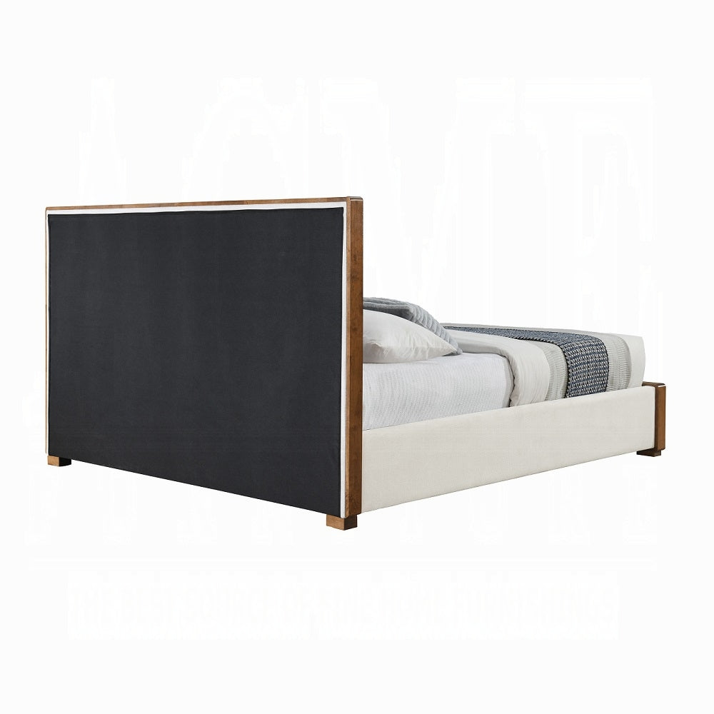 Kaleea Queen/ E King Bed